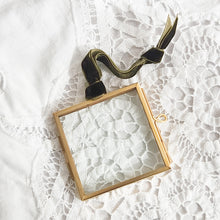 Load image into Gallery viewer, Mini Brass Photo Frame - Square
