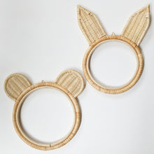 Load image into Gallery viewer, Rattan Bear Wall Hanging
