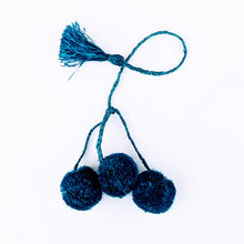 Load image into Gallery viewer, Natural Raffia Pom Pom Tassels / 3 colours

